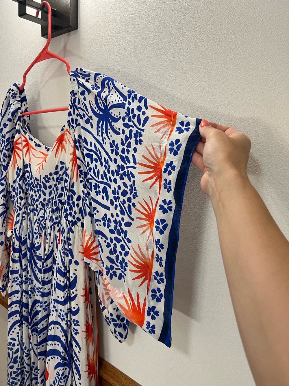 Farm Rio Afternoon Breeze Kaftan Midi Dress size medium RARE Retails $280 - Picture 4 of 8
